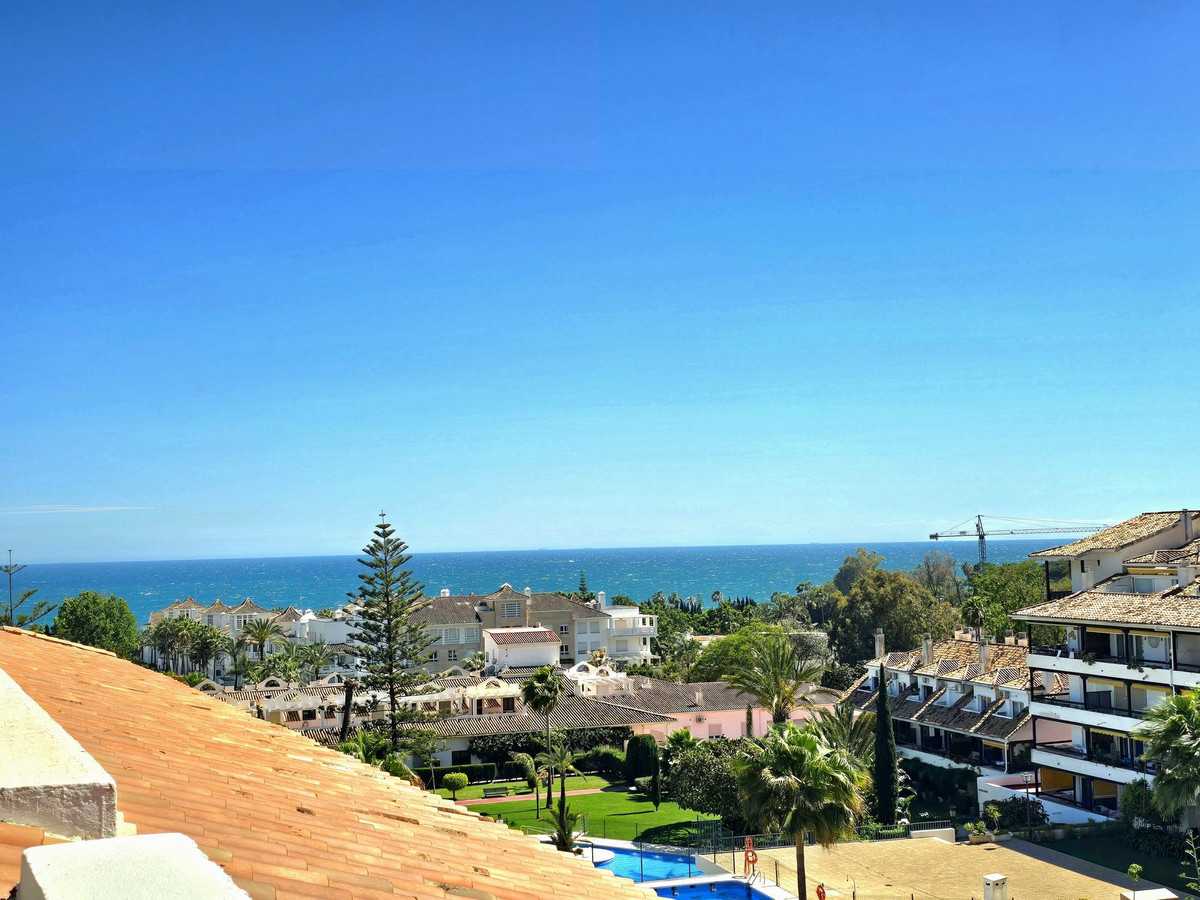1 Bed Apartment for sale in The Golden Mile Costa Del Sol, Málaga, Spain