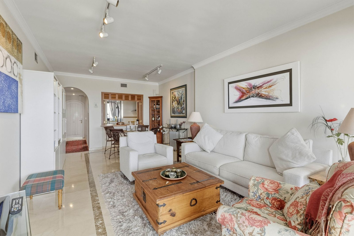 2 Bed Apartment for sale in Los Arqueros Costa Del Sol, Málaga, Spain