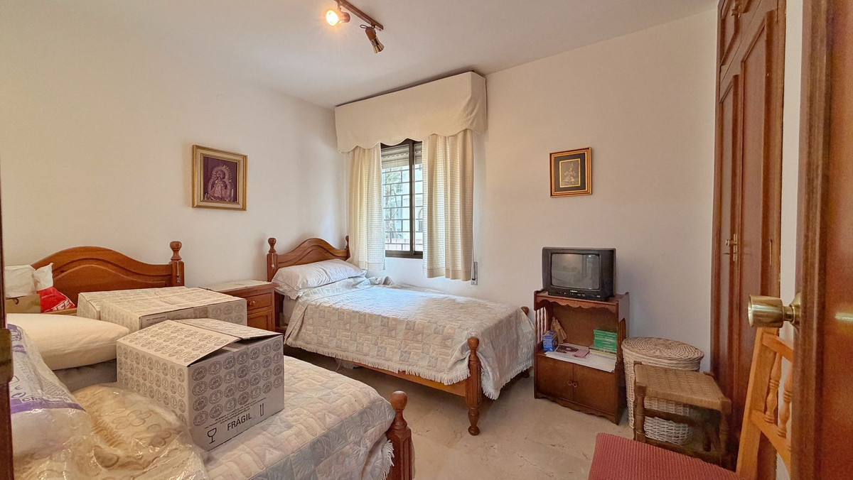 2 Bed Apartment for sale in Marbella Costa Del Sol, Málaga, Spain