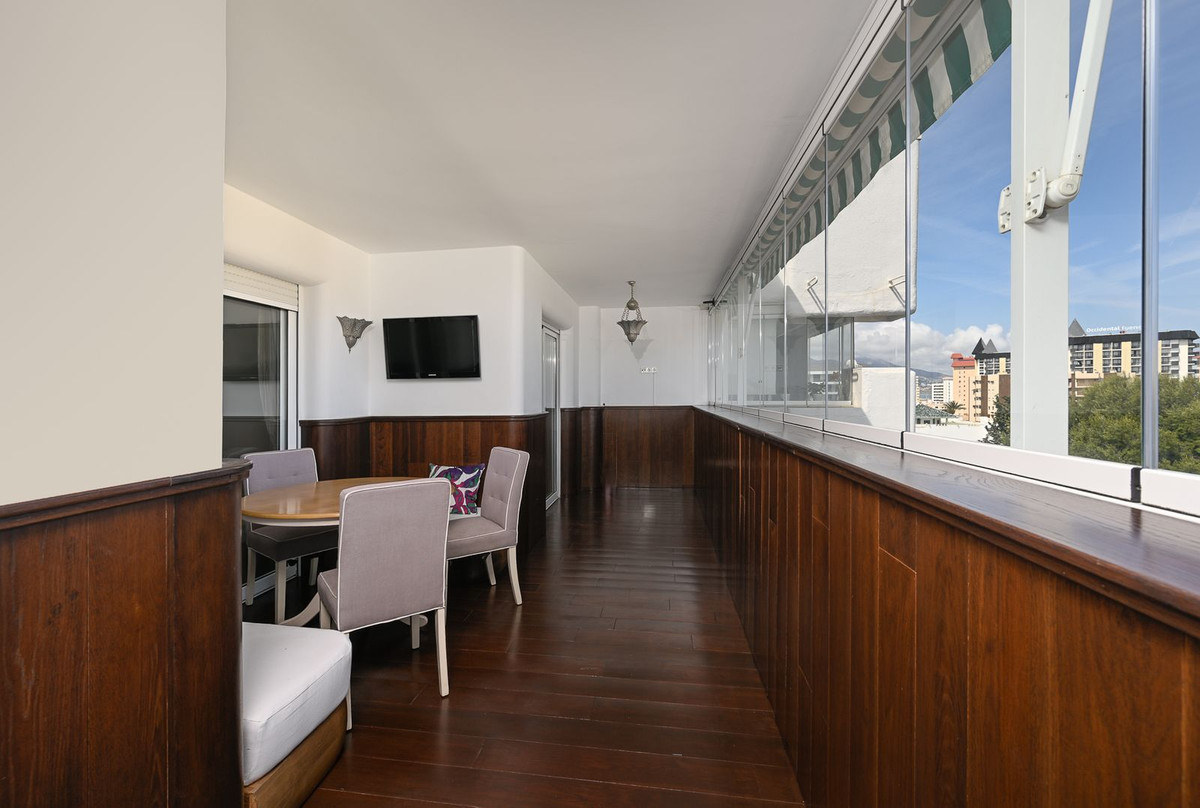 4 Bed Apartment for sale in Fuengirola Costa Del Sol, Málaga, Spain