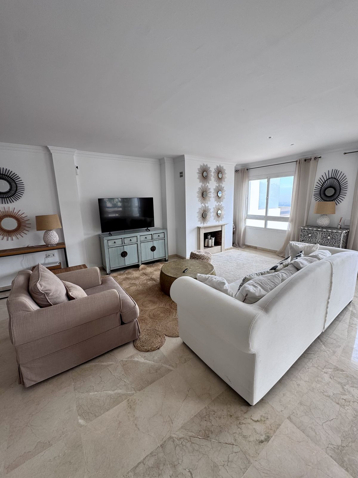 Se vende Apartamento Planta Media de 2 dormitorios en Costa Del Sol, Málaga, España