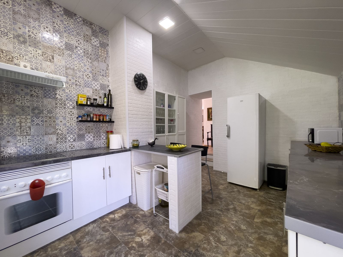 Se vende Finca - Cortijo de 5 dormitorios en Costa Del Sol, Málaga, España