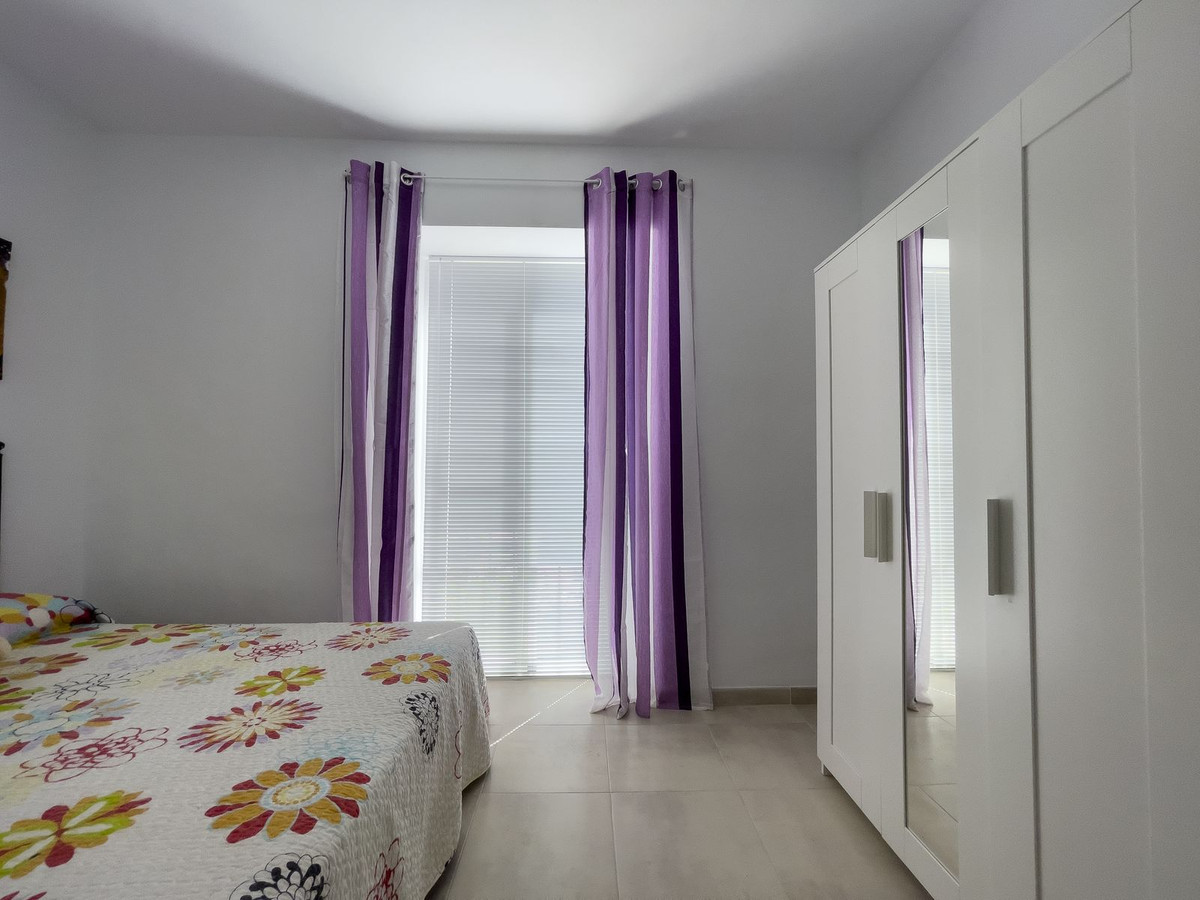 Se vende Finca - Cortijo de 5 dormitorios en Costa Del Sol, Málaga, España