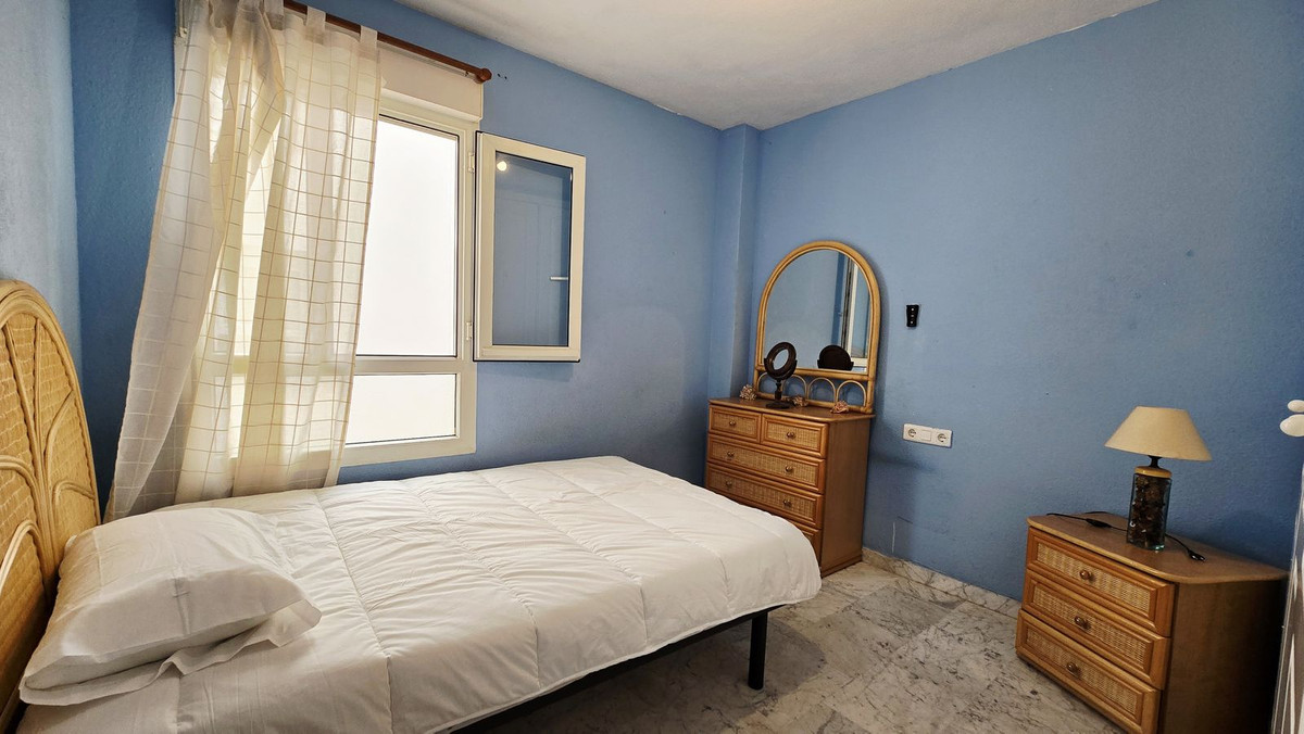 Se vende Apartamento Planta Media de 3 dormitorios en Costa Del Sol, Málaga, España