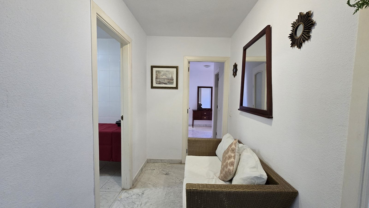 Se vende Apartamento Planta Media de 3 dormitorios en Costa Del Sol, Málaga, España