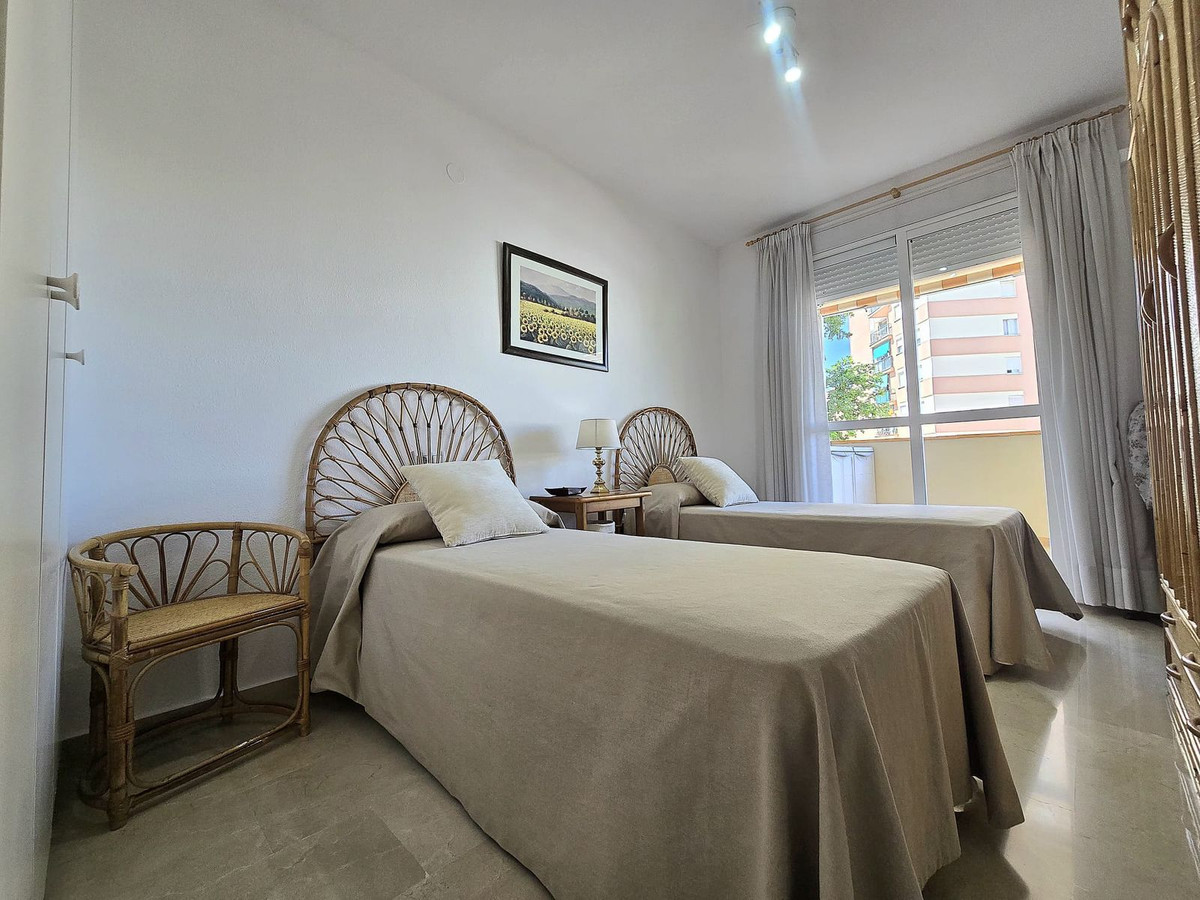 Se vende Apartamento Planta Media de 3 dormitorios en Costa Del Sol, Málaga, España