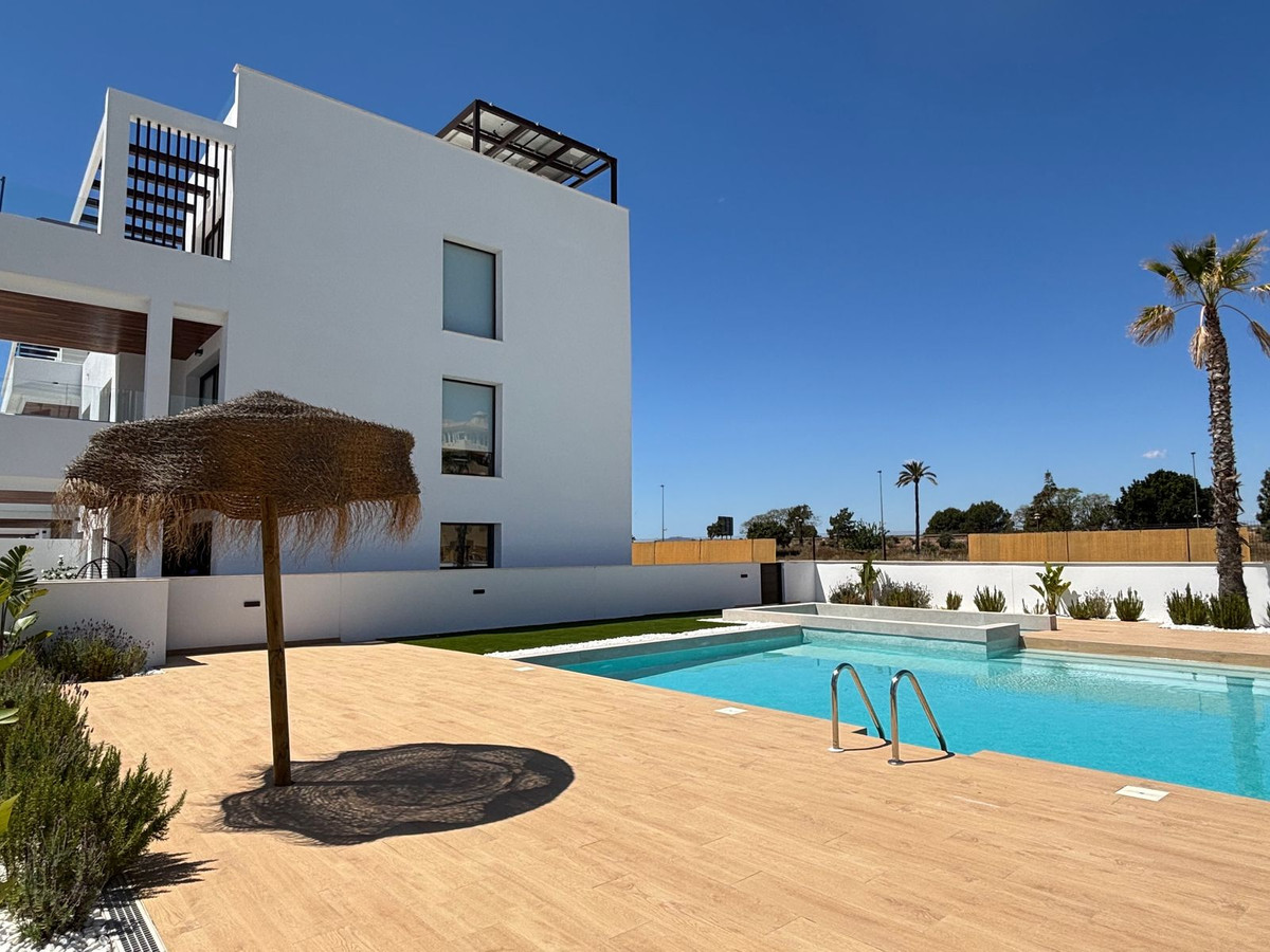 Se vende Apartamento Planta Baja de 2 dormitorios en Costa Calida, Murcia, España