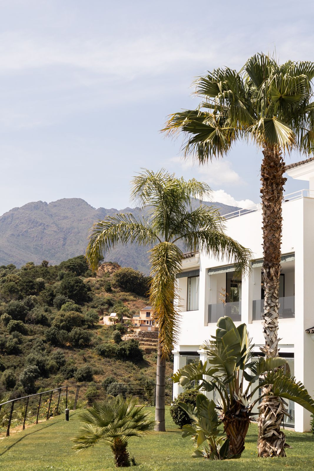 3 Bed Apartment for sale in Estepona Costa Del Sol, Málaga, Spain