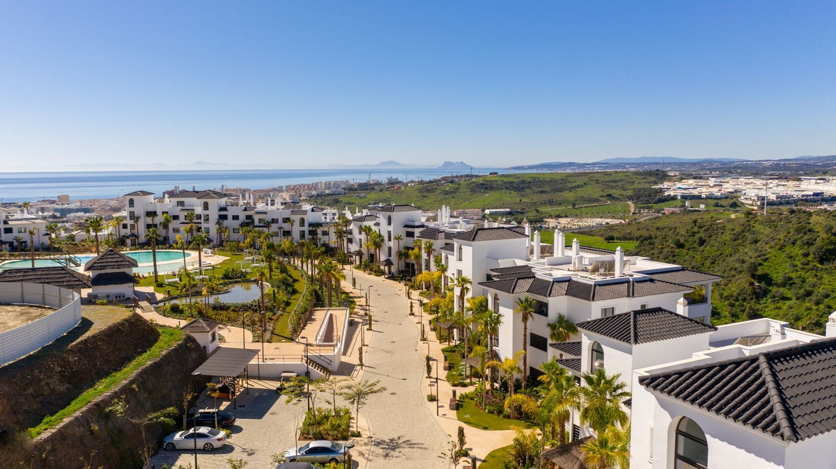 3 Bed Apartment for sale in Estepona Costa Del Sol, Málaga, Spain