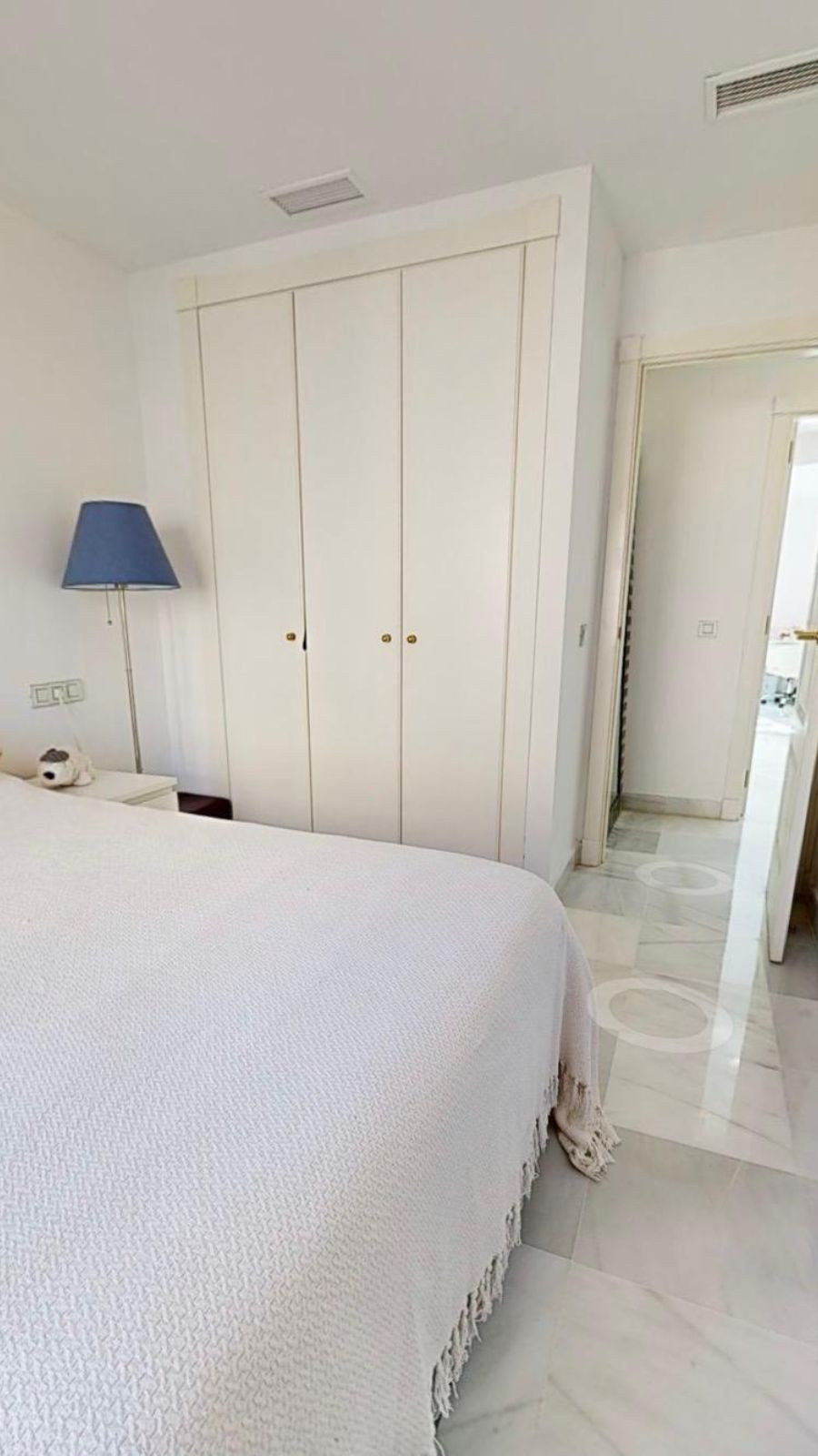 Se vende Apartamento Planta Baja de 4 dormitorios en Costa Del Sol, Málaga, España