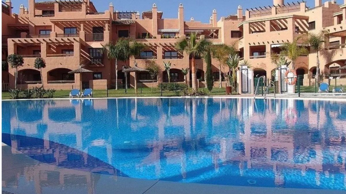 Se vende Apartamento Planta Baja de 4 dormitorios en Costa Del Sol, Málaga, España