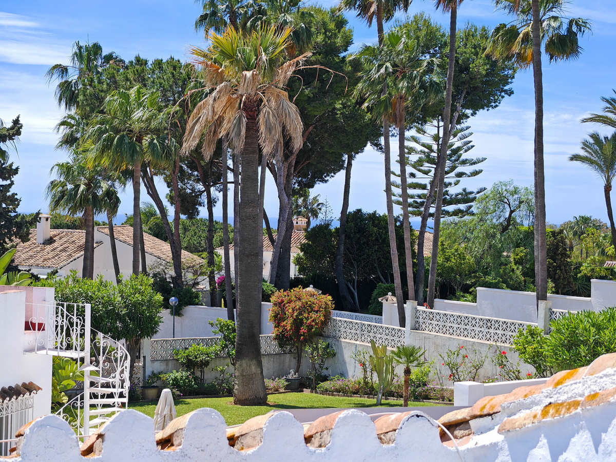 Se vende Villa - Chalet de 3 dormitorios en Costa Del Sol, Málaga, España