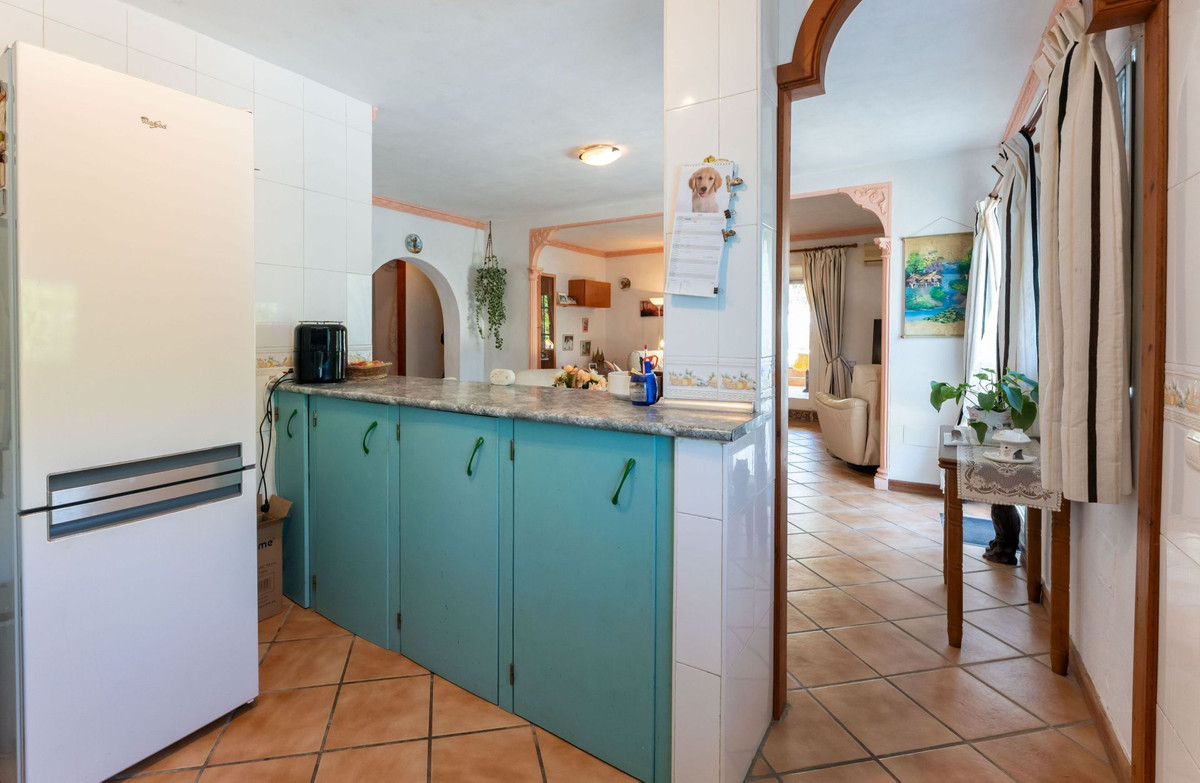 Se vende Villa - Chalet de 3 dormitorios en Costa Del Sol, Málaga, España