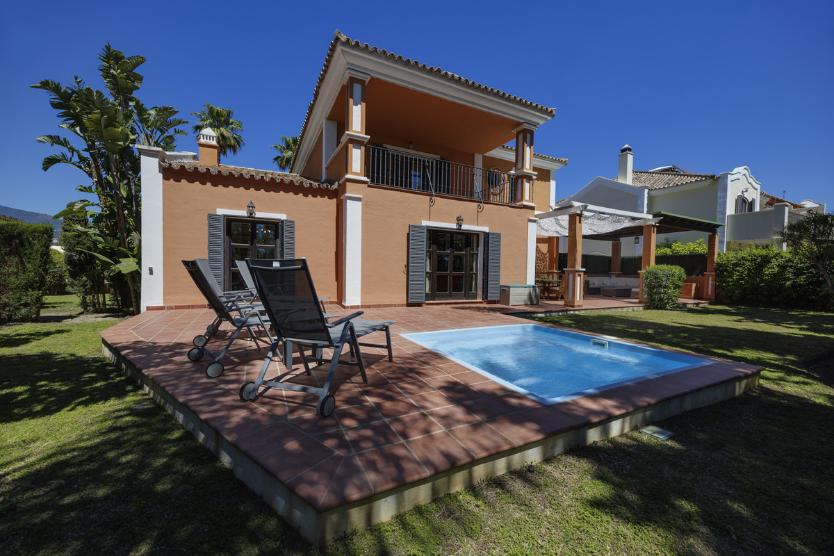 5 Bed Townhouse for sale in Guadalmina Alta Costa Del Sol, Málaga, Spain