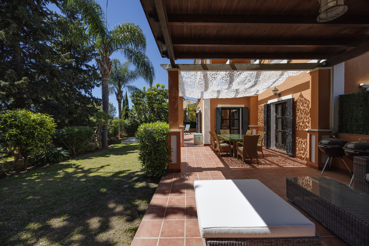 5 Bed Townhouse for sale in Guadalmina Alta Costa Del Sol, Málaga, Spain