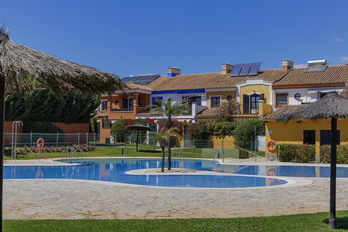 5 Bed Townhouse for sale in Guadalmina Alta Costa Del Sol, Málaga, Spain