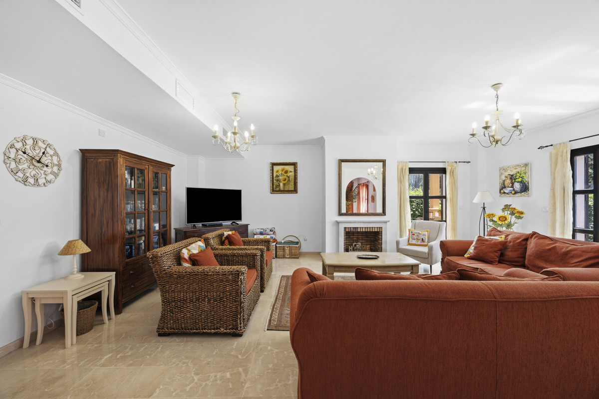 5 Bed Townhouse for sale in Guadalmina Alta Costa Del Sol, Málaga, Spain