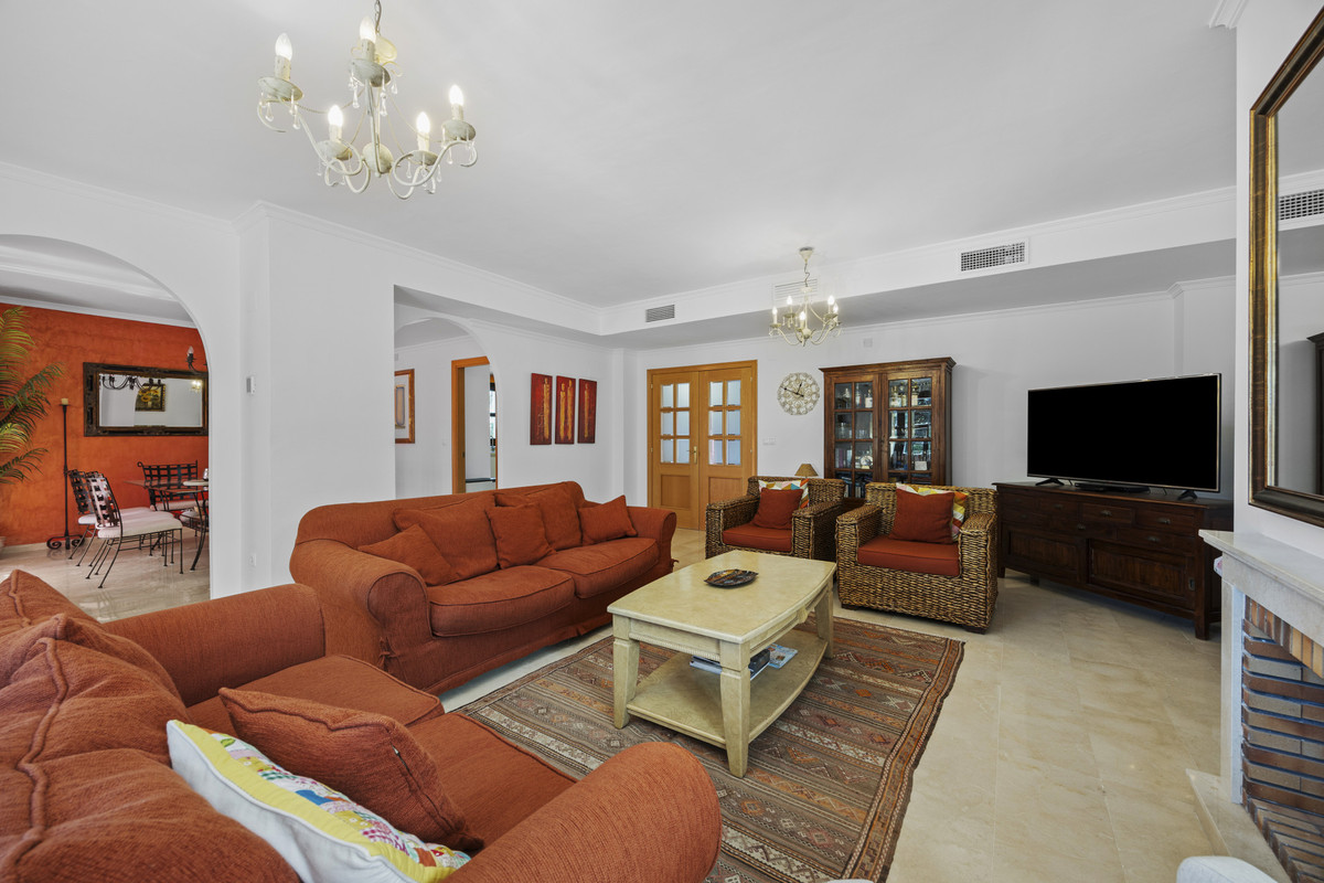 5 Bed Townhouse for sale in Guadalmina Alta Costa Del Sol, Málaga, Spain