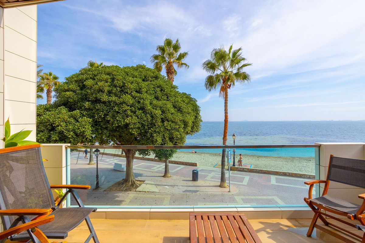 Se vende Villa - Chalet de 7 dormitorios en Costa Calida, Murcia, España