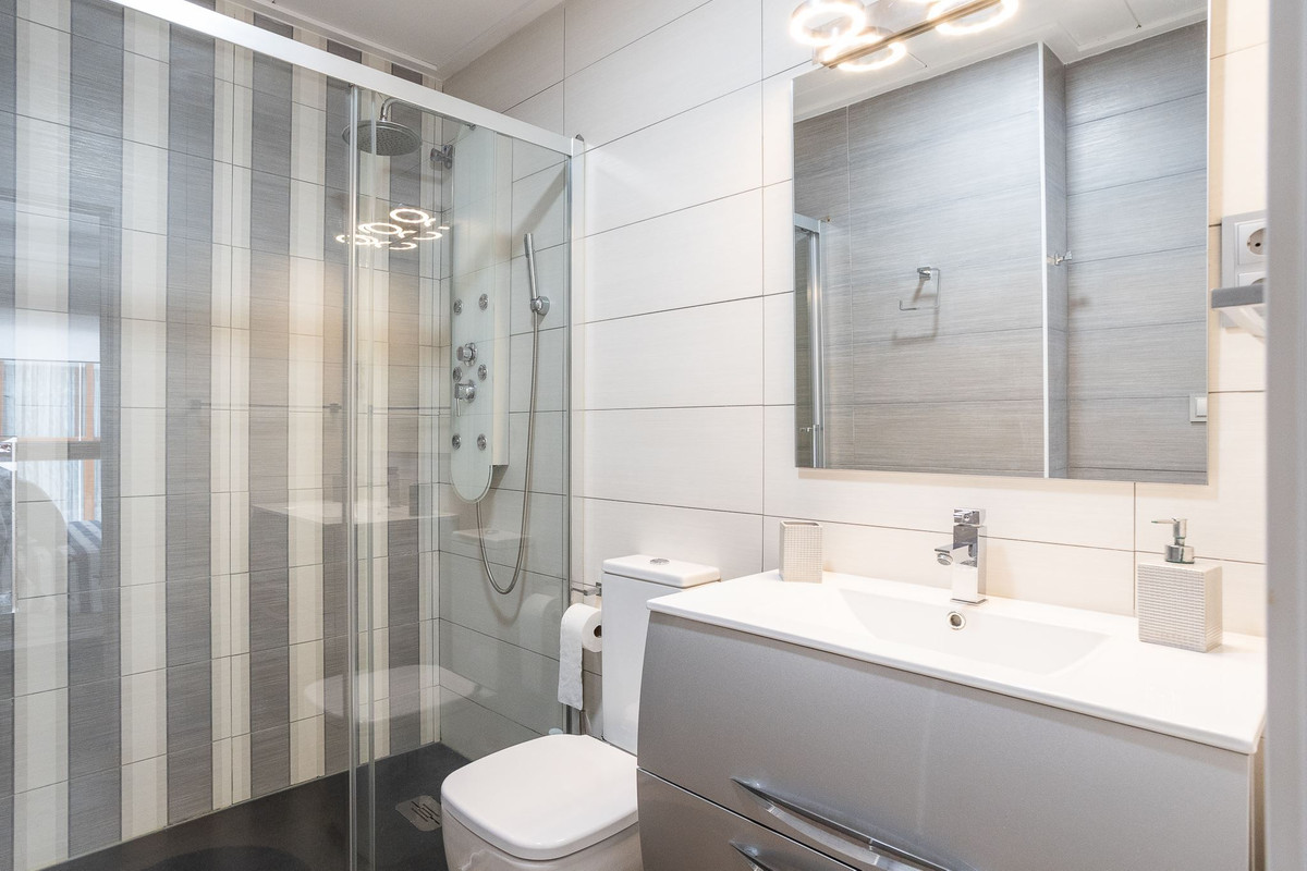 Se vende Villa - Chalet de 7 dormitorios en Costa Calida, Murcia, España