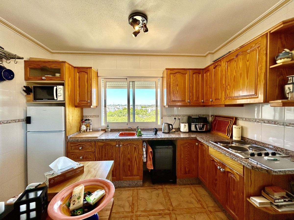 Se vende Apartamento Planta Media de 2 dormitorios en Costa Blanca, Alicante, España