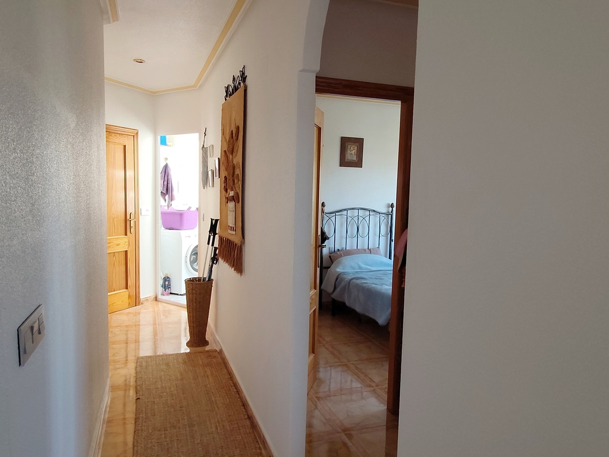 Se vende Apartamento Planta Media de 2 dormitorios en Costa Blanca, Alicante, España