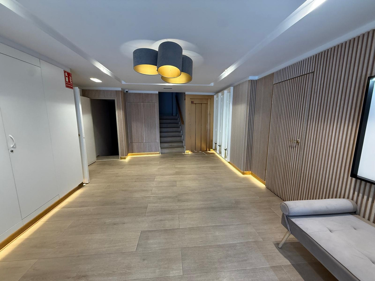 Se vende Apartamento Planta Media de 2 dormitorios en Costa Del Sol, Málaga, España
