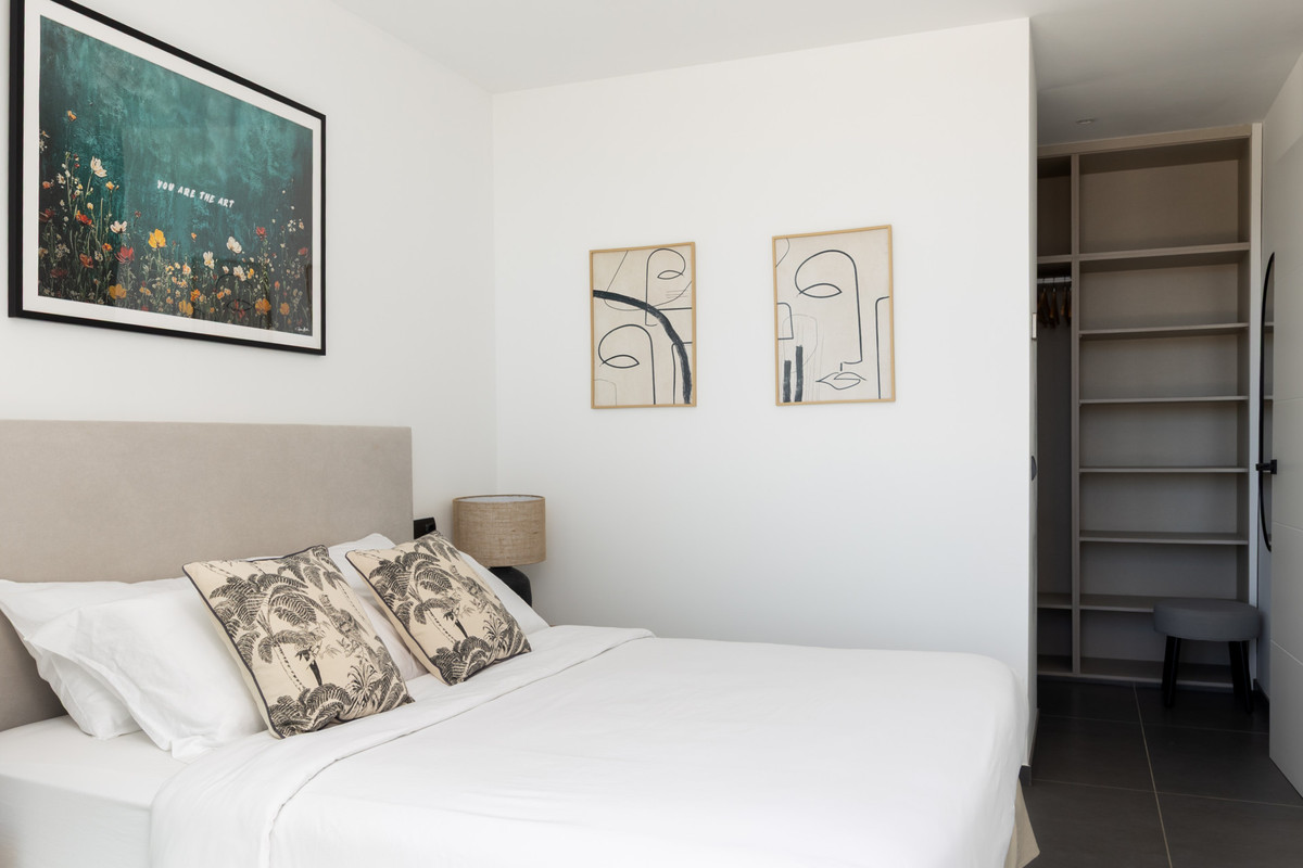 4 Bed Townhouse for sale in Valle Romano Costa Del Sol, Málaga, Spain