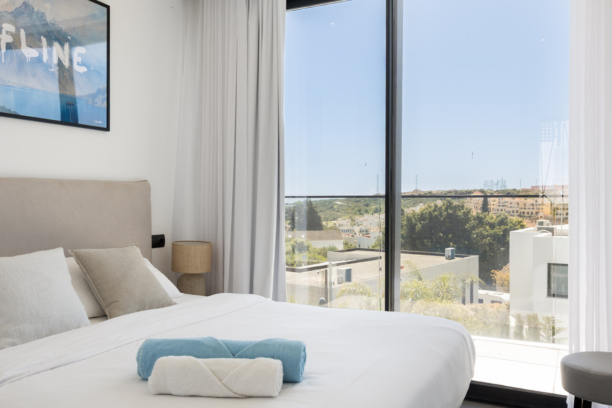 4 Bed Townhouse for sale in Valle Romano Costa Del Sol, Málaga, Spain