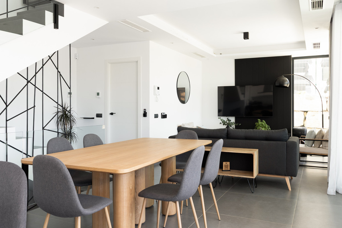 4 Bed Townhouse for sale in Valle Romano Costa Del Sol, Málaga, Spain