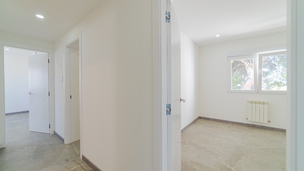 Se vende Villa - Chalet de 6 dormitorios en Costa Blanca, Alicante, España