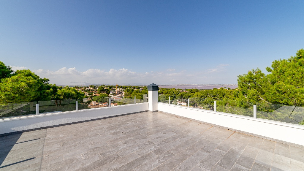 Se vende Villa - Chalet de 6 dormitorios en Costa Blanca, Alicante, España