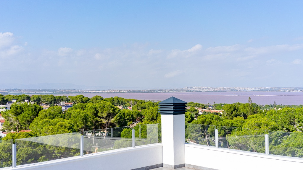 Se vende Villa - Chalet de 6 dormitorios en Costa Blanca, Alicante, España
