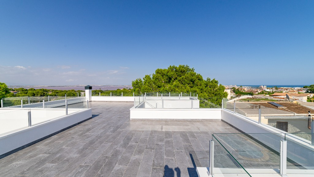 Se vende Villa - Chalet de 6 dormitorios en Costa Blanca, Alicante, España