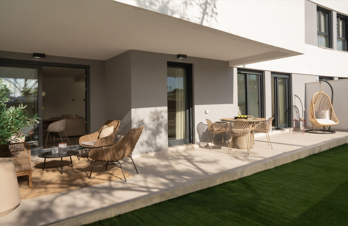 Se vende Apartamento Planta Baja de 2 dormitorios en Costa Del Sol, Málaga, España