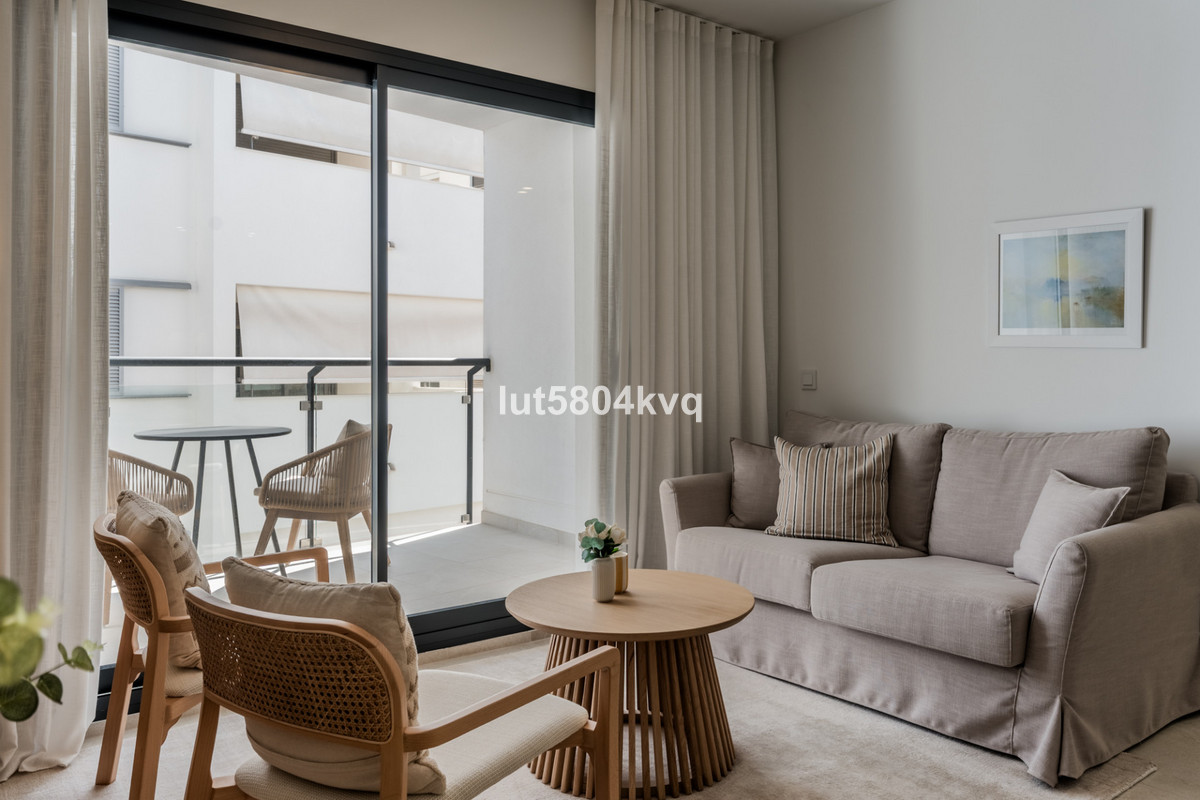 2 Bed Apartment for sale in Estepona Costa Del Sol, Málaga, Spain