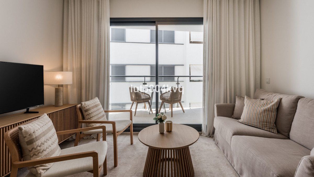 2 Bed Apartment for sale in Estepona Costa Del Sol, Málaga, Spain
