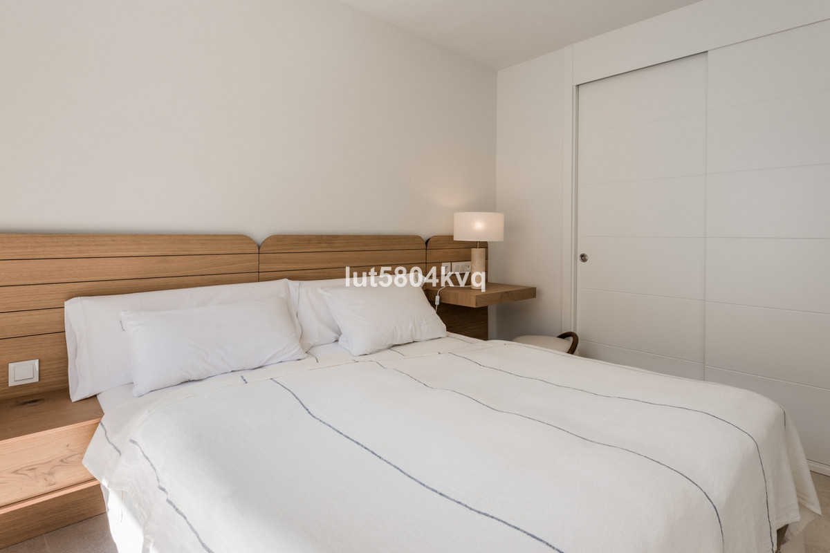 2 Bed Apartment for sale in Estepona Costa Del Sol, Málaga, Spain