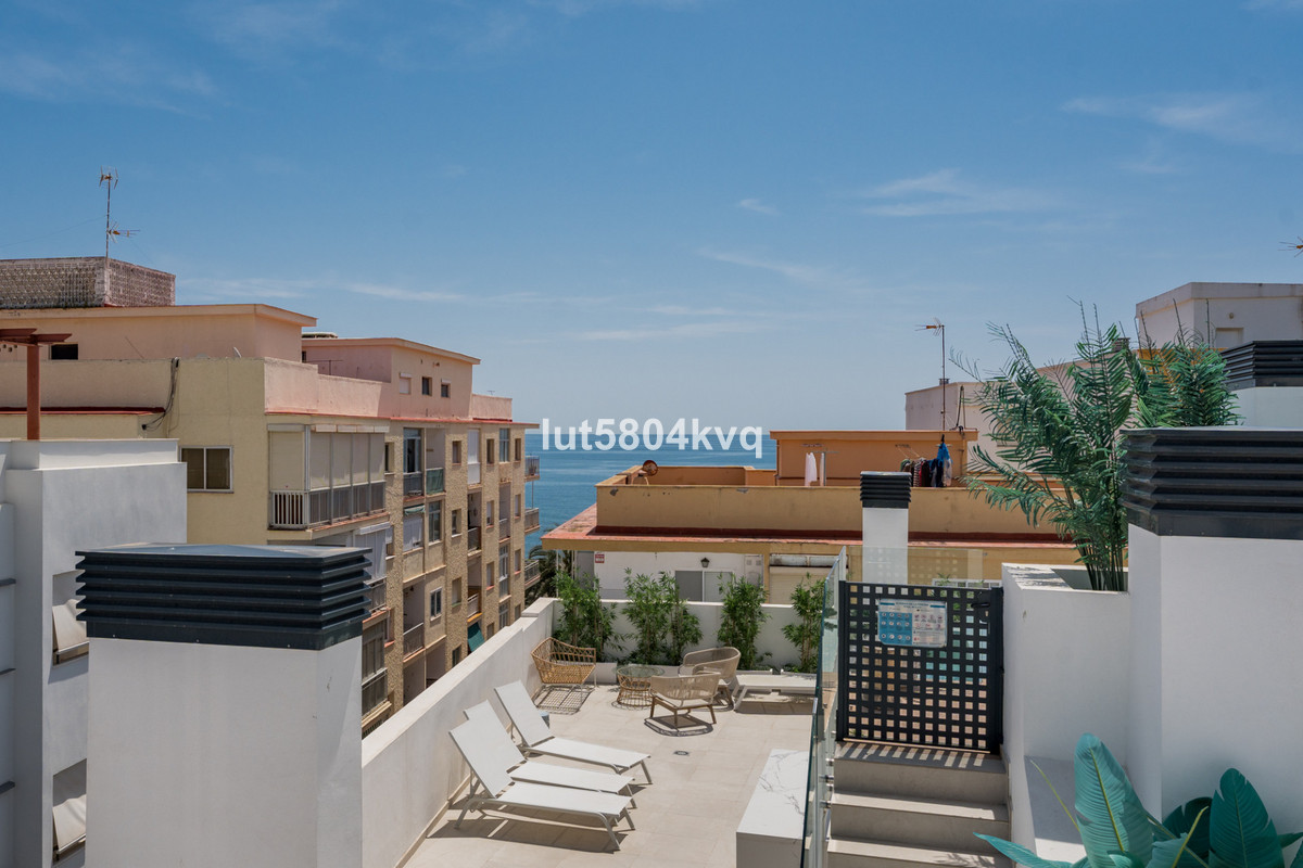 2 Bed Apartment for sale in Estepona Costa Del Sol, Málaga, Spain