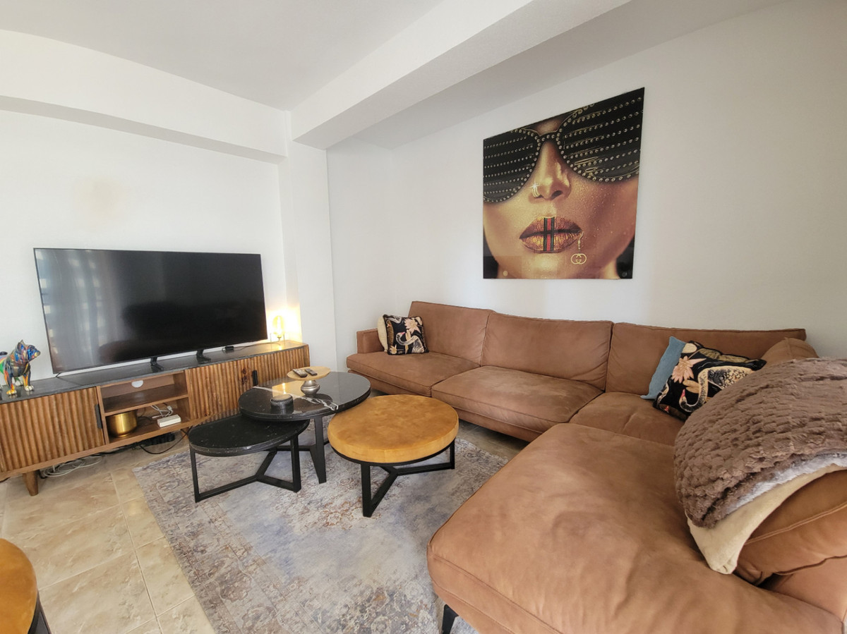 Se vende Apartamento Planta Media de 2 dormitorios en Costa Blanca, Alicante, España