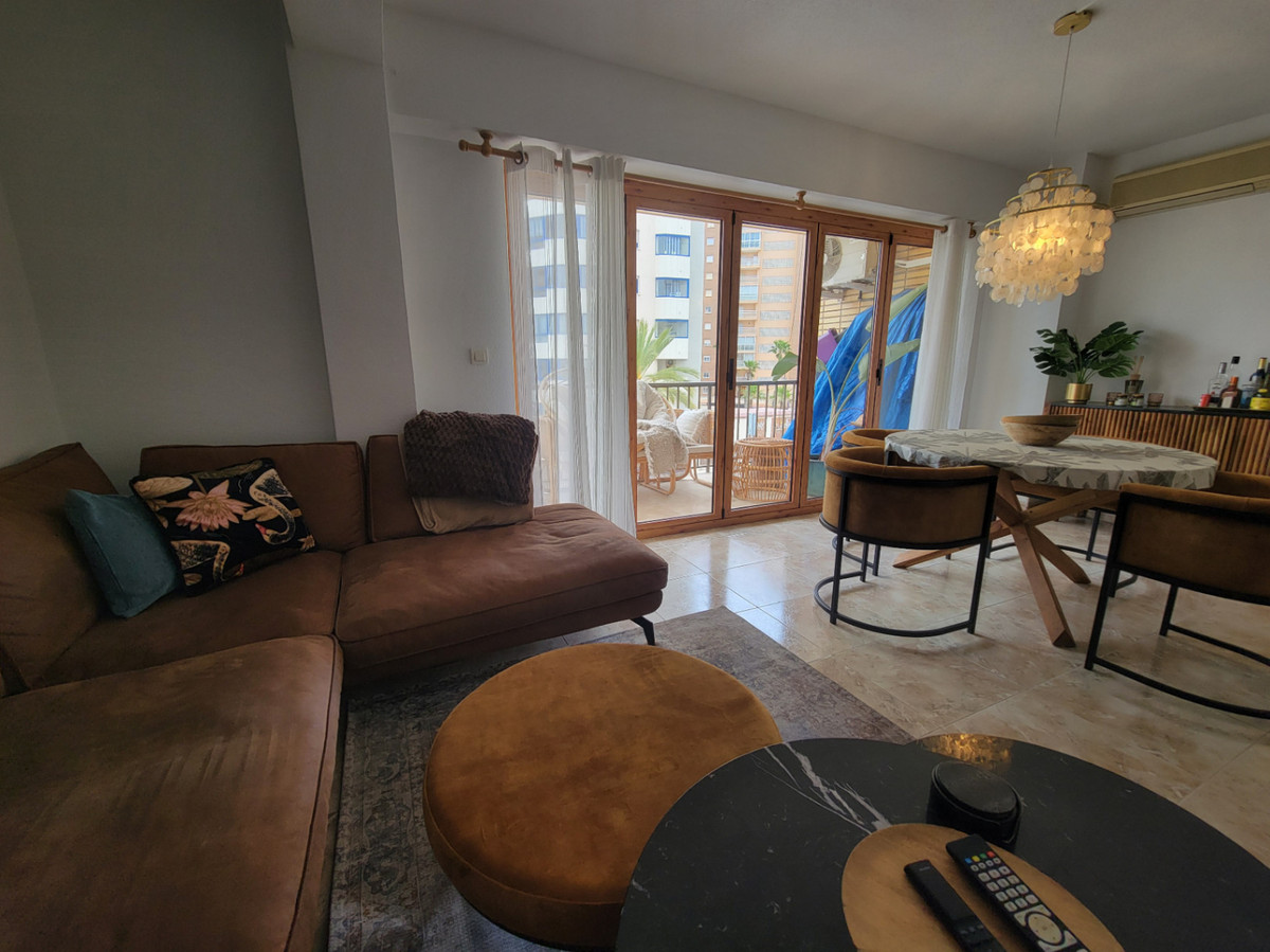 Se vende Apartamento Planta Media de 2 dormitorios en Costa Blanca, Alicante, España