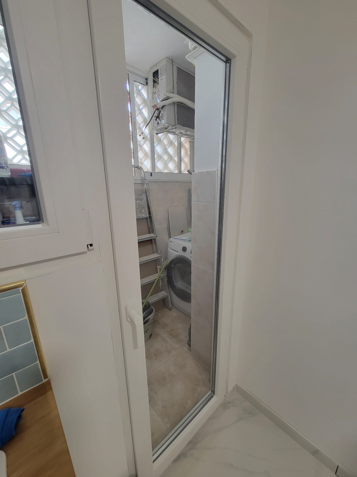 Se vende Apartamento Planta Media de 2 dormitorios en Costa Blanca, Alicante, España