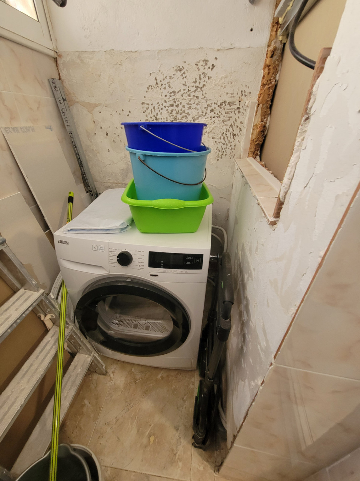 Se vende Apartamento Planta Media de 2 dormitorios en Costa Blanca, Alicante, España