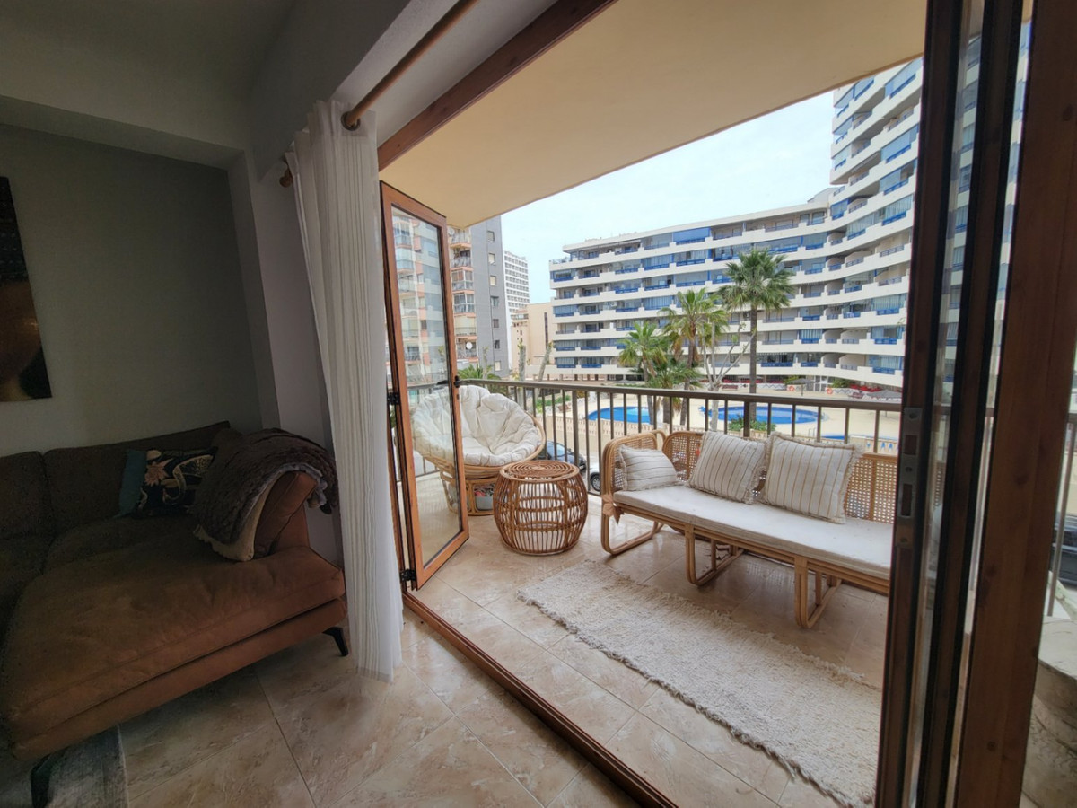 Se vende Apartamento Planta Media de 2 dormitorios en Costa Blanca, Alicante, España