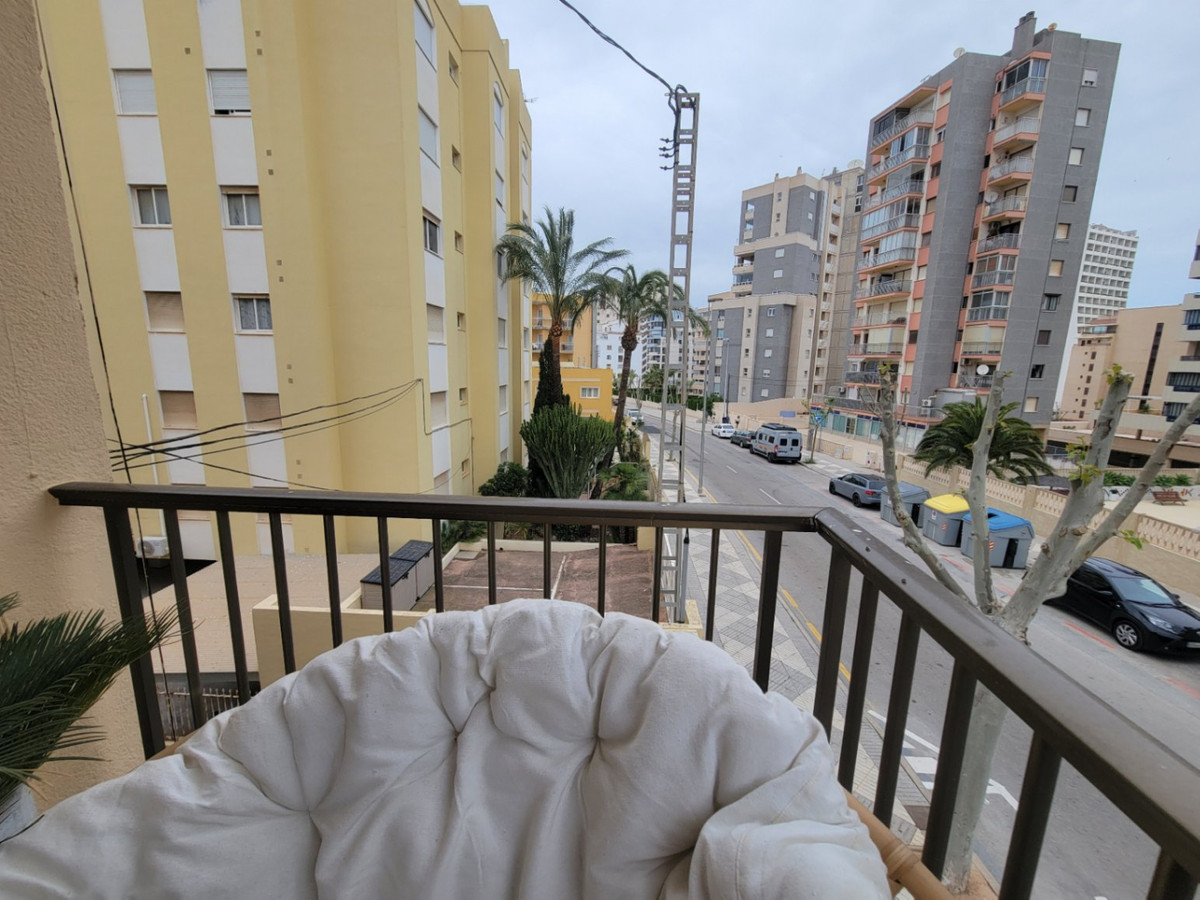 Se vende Apartamento Planta Media de 2 dormitorios en Costa Blanca, Alicante, España