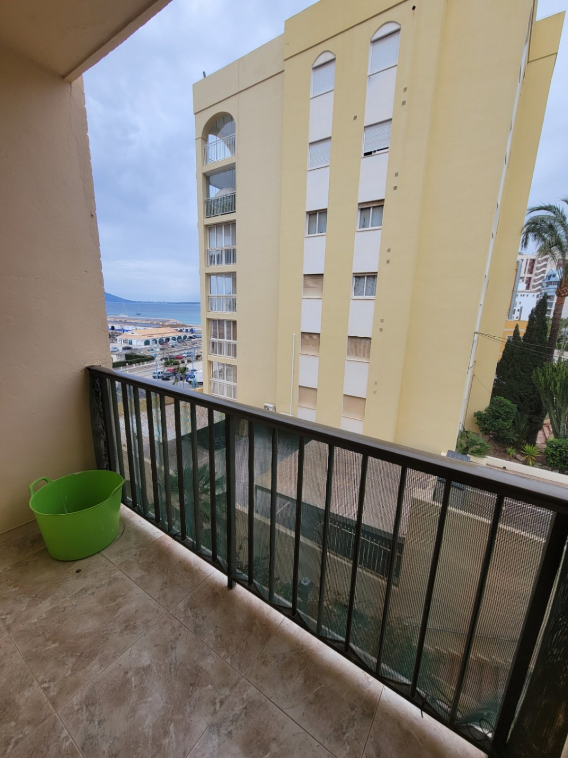 Se vende Apartamento Planta Media de 2 dormitorios en Costa Blanca, Alicante, España