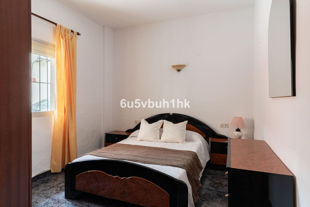 3 Bed Apartment for sale in Las Lagunas Costa Del Sol, Málaga, Spain