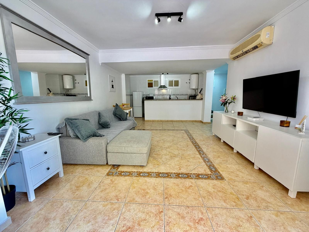 Se vende Apartamento Planta Media de 1 dormitorios en Costa Del Sol, Málaga, España