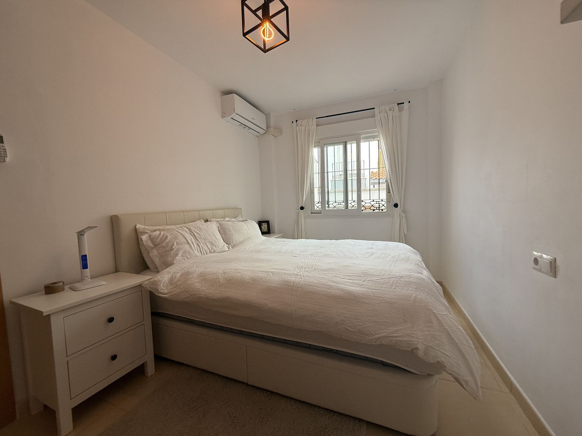 Se vende Villa - Chalet de 3 dormitorios en Costa Del Sol, Málaga, España