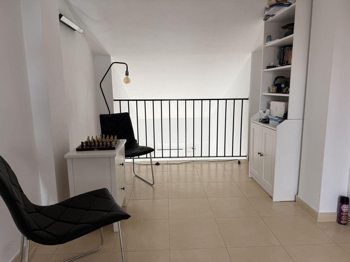 Se vende Villa - Chalet de 3 dormitorios en Costa Del Sol, Málaga, España